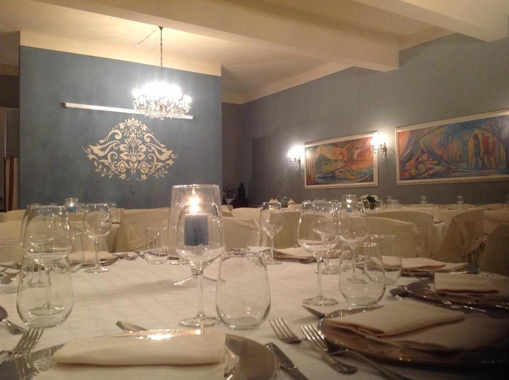 Albergo & Ristorante Selvatico Rivanazzano Terme Eksteriør billede